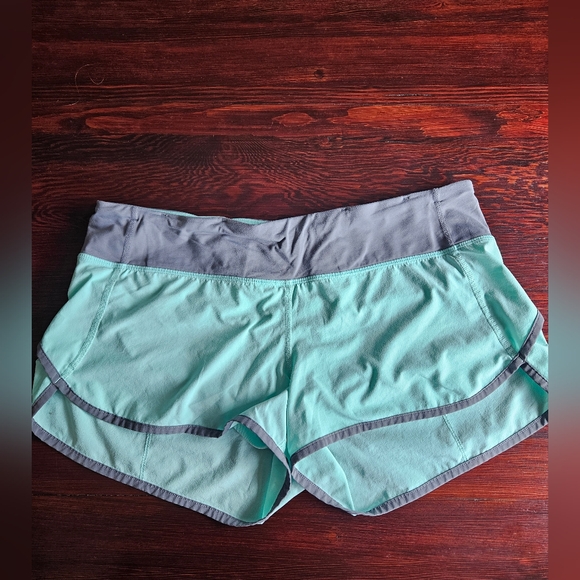 Lululemon Athletica Speed Up Short - Picture 1 of 4
